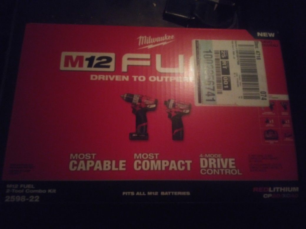 Milwaukee Fuel12v combo