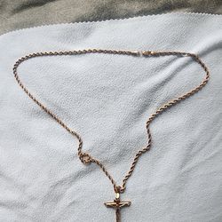 14k Gold Chain With Jesus Cruifix Charm