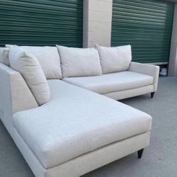 Beige Sectional Couch 🛻Delivery available🛻