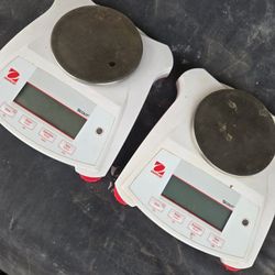 Ohaus Digital Scale, Model: SPX- 222