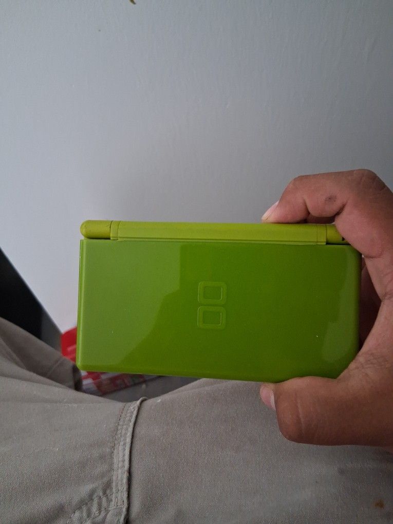Great Condition Ds Lite Lime Green