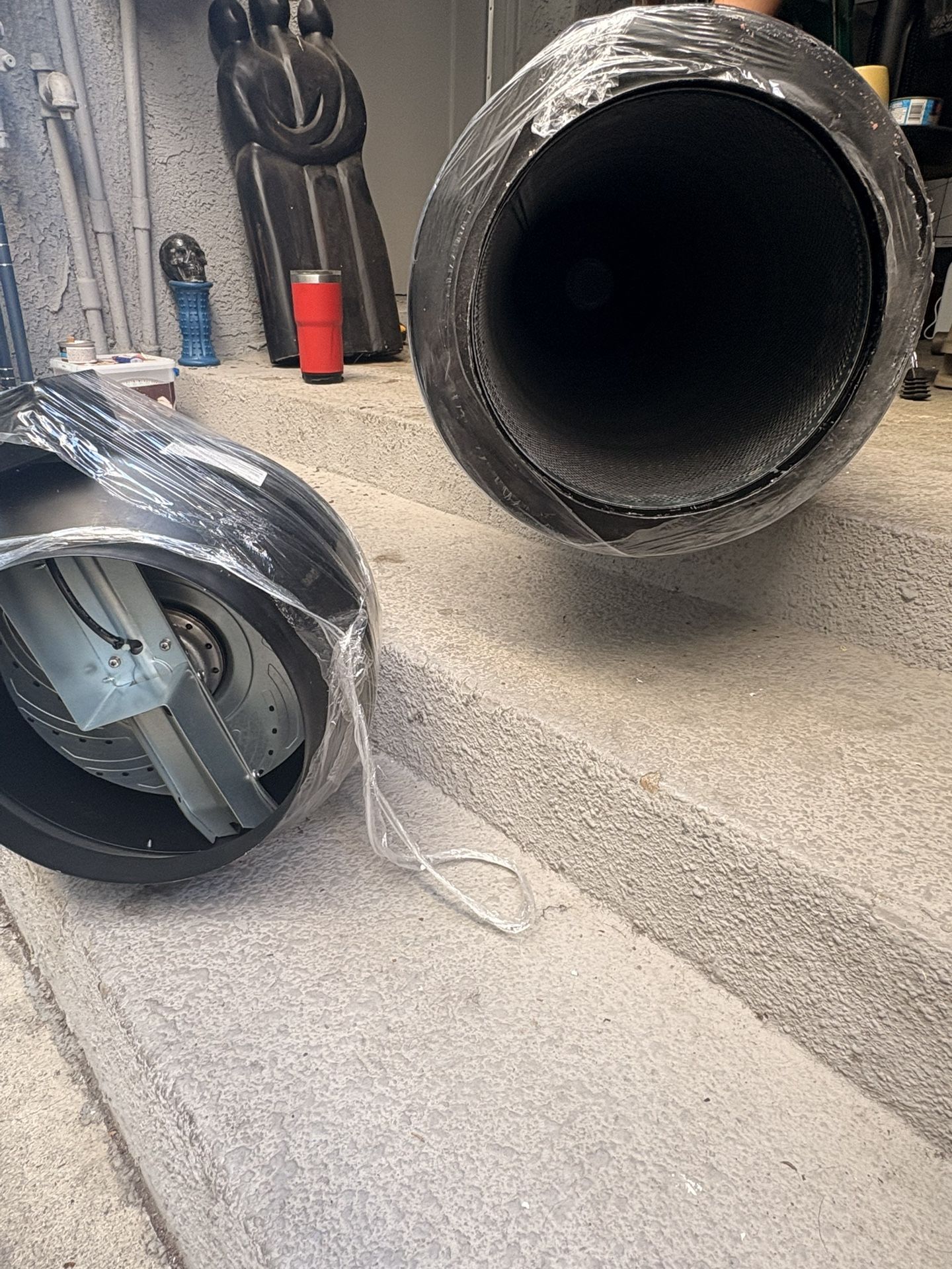Hurricane 10” Inline Duct Fan – Like New display picture 1