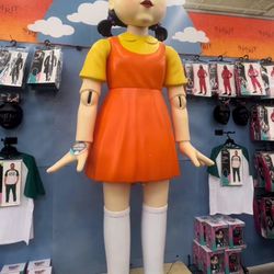 SQUID GAME DOLL ANIMATRONIC