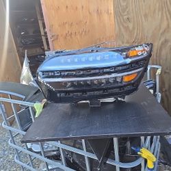 2024-25 Genesis GV80 Left Headlight Led Complete Assy