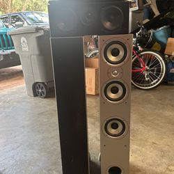 Polk Audio Floor Speakers And Center Channel