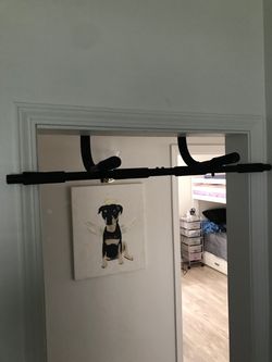 Doorway Pull-Up Bar