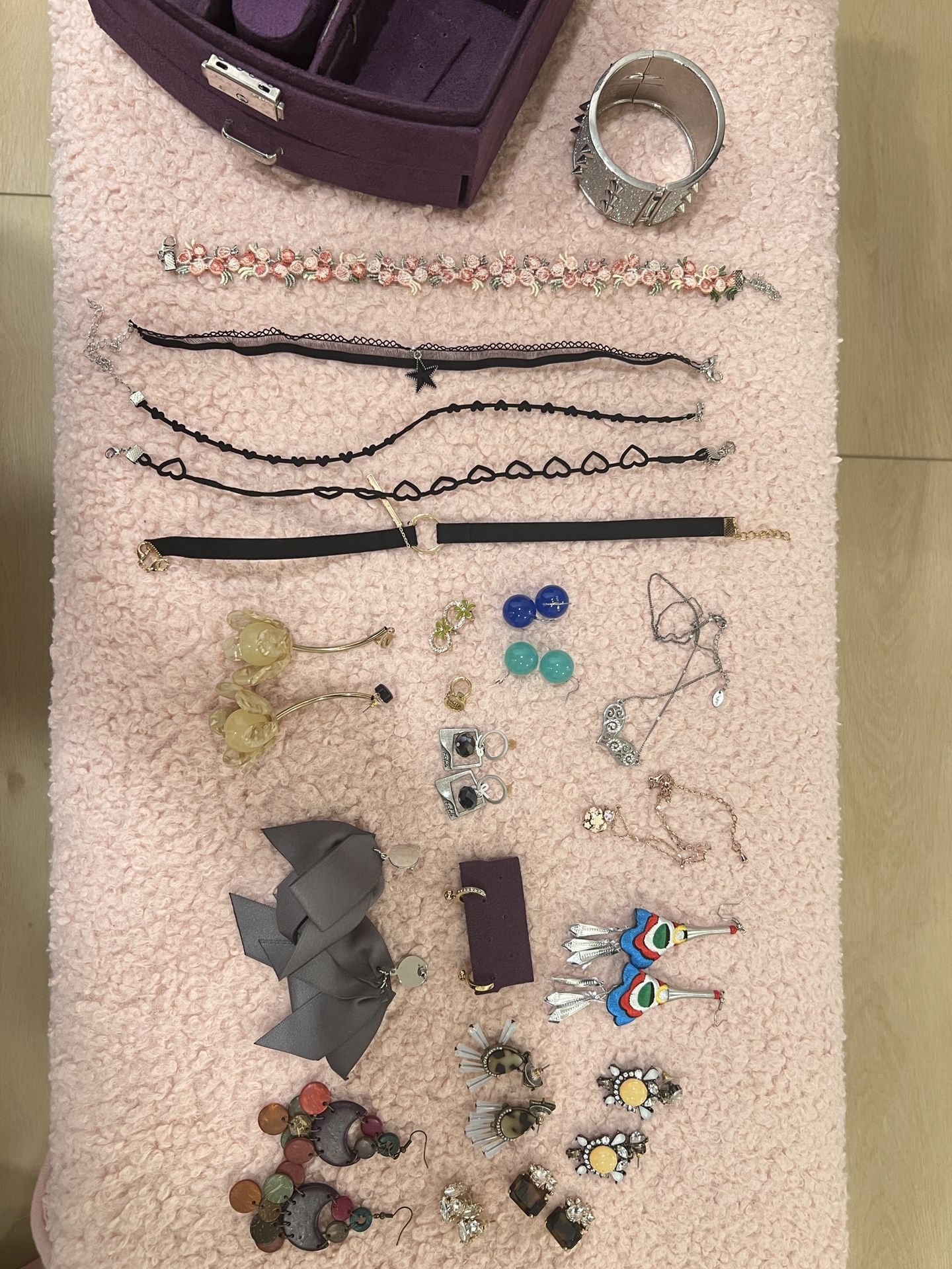 Jewelry Sets And Organizer