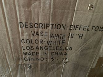 Eiffel Tower vase 20” white box of 22