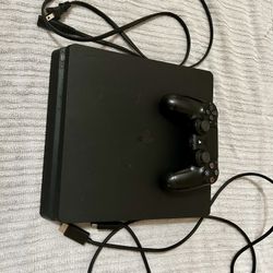 Black PS4 Console with Controller & Cords Fully Working