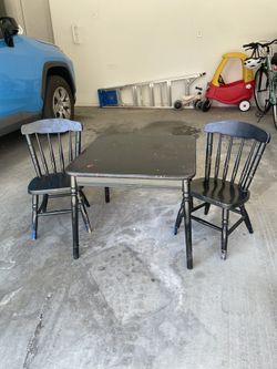 Kids Table And Chairs