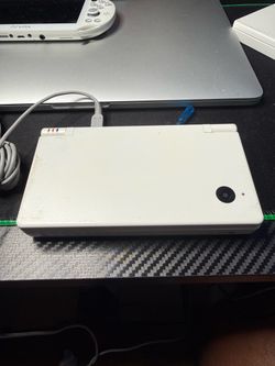 Nintendo DSi Handheld Console White
