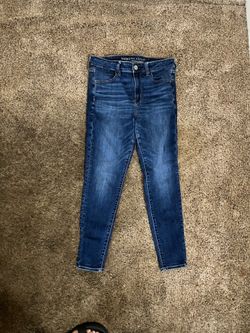 Woman’s American eagle jeans
