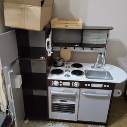 Kitchen With Some Accessories 