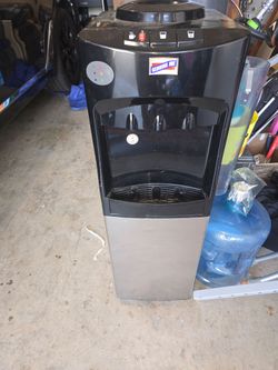 Genuine Joe Hot & Cold Water Dispenser – Works Good
