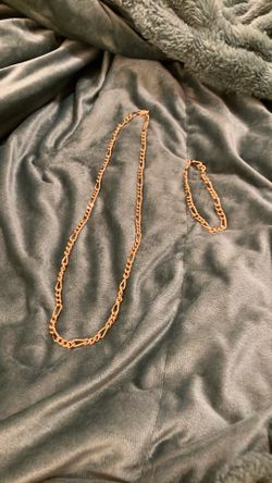 14 K Gold Chain With bracelet