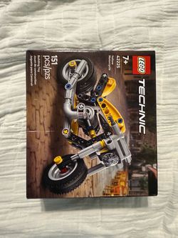 LEGO Technic Yellow Motorcycle Set 42225