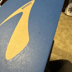 Brooks Levitate Stealthfit 6 Women 9.5 85 Obo 