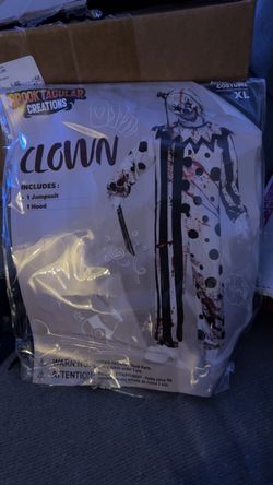Costume