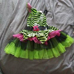 Girl Halloween costume size Small (4-6)