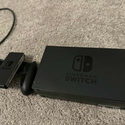 Nintendo         Switch 