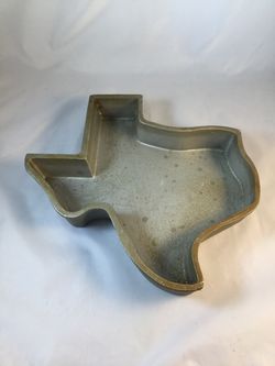 THE PAN HANDLER TEXAS SHAPED METAL BAKING MOLD BY THE CASTING CO.