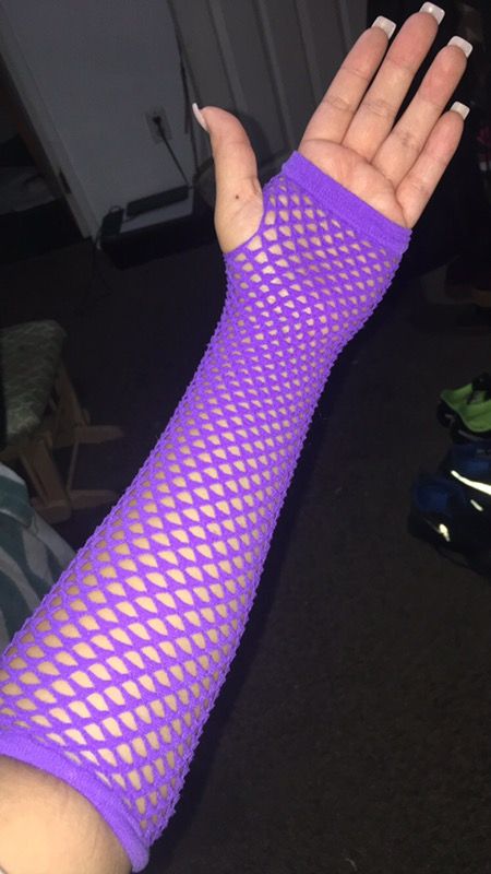 Fishnet hand warmers