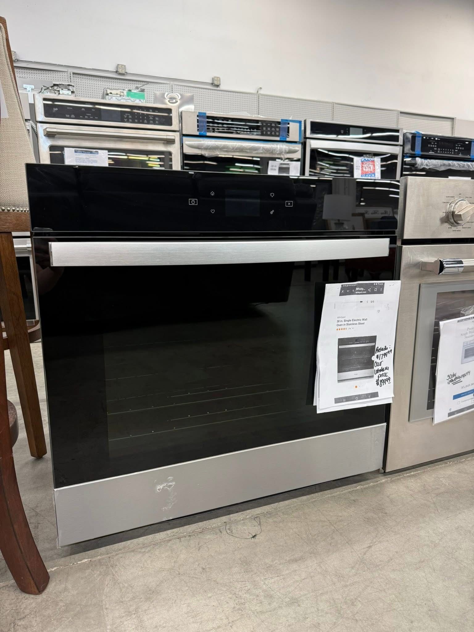 Whirlpool 30” Single Electric Wall Oven in Stainless Steel