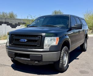 Thursday live auction - 2014 Ford F-150 XL 4x4 4 Door Crewcab Pickup Truck
