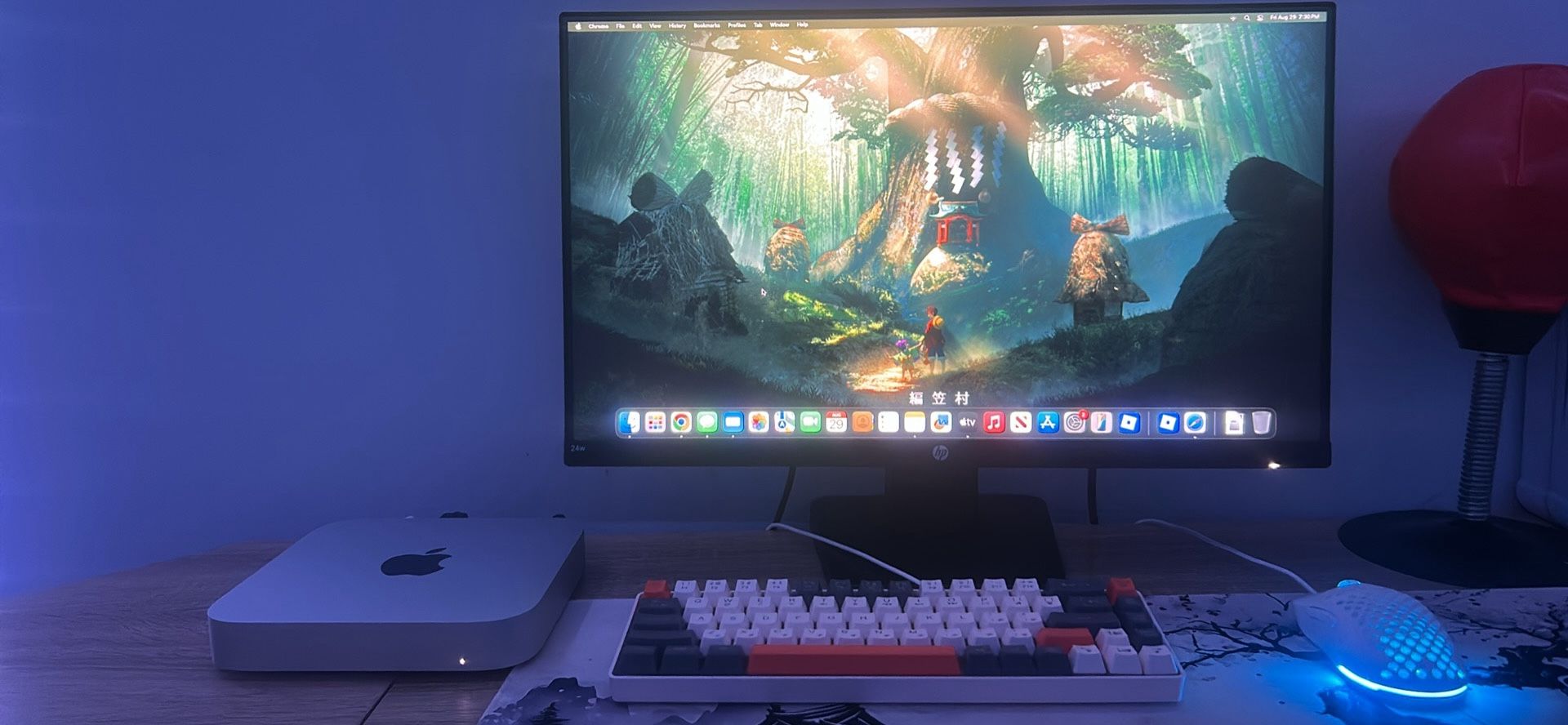 Complete PC Setup - Mac M1 Mini, Monitor, Mechanical Keyboard & Gaming Mouse, Desk Mat