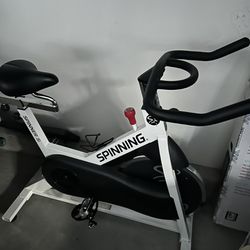 Exercise Bike / SPINNING