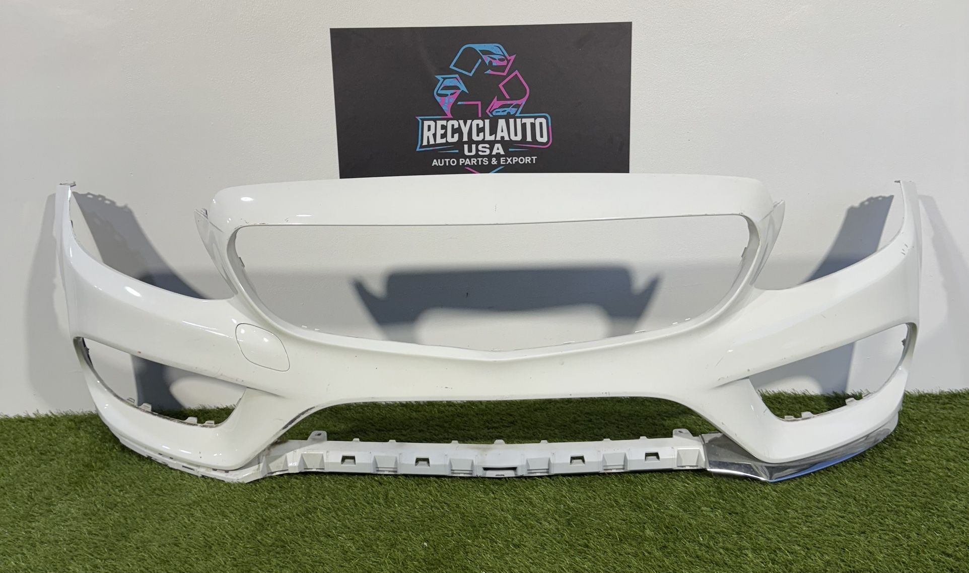2015 2016 2017 2018 Mercedes Benz C Class front bumper cover