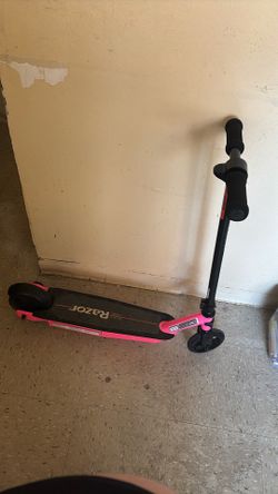 Pink And Black Razor Electric Scooter From Age Of 6 To 11 Under 100 Pounds Of Weight Limit