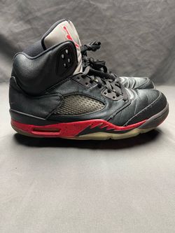 Men’s Jordan 5 Retro Satin Bred - Size 10.5M