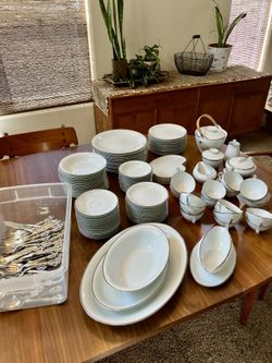 Noritake China Set 105 Pieces