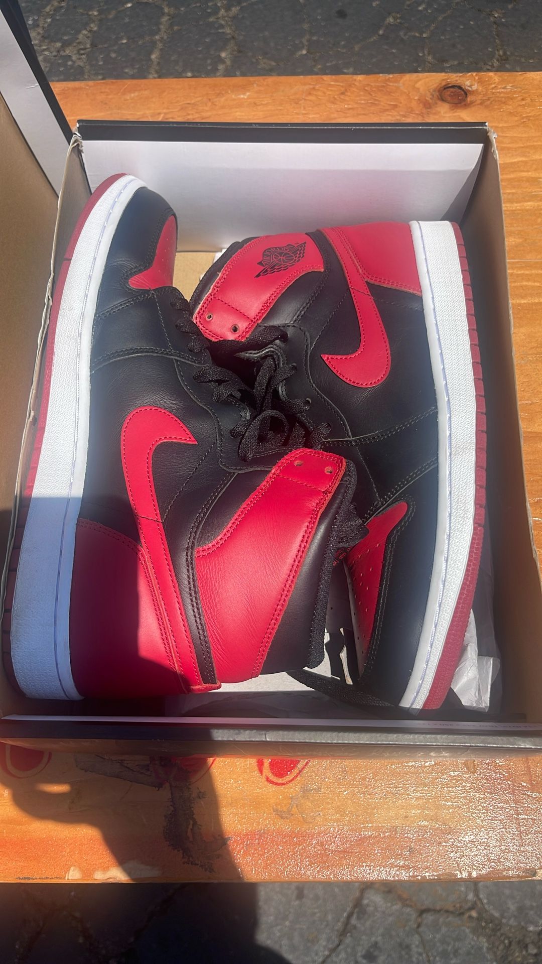 Air Jordan 1 (banned) Size 13