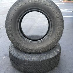 235/75/15 Hankook All terrain Tires 