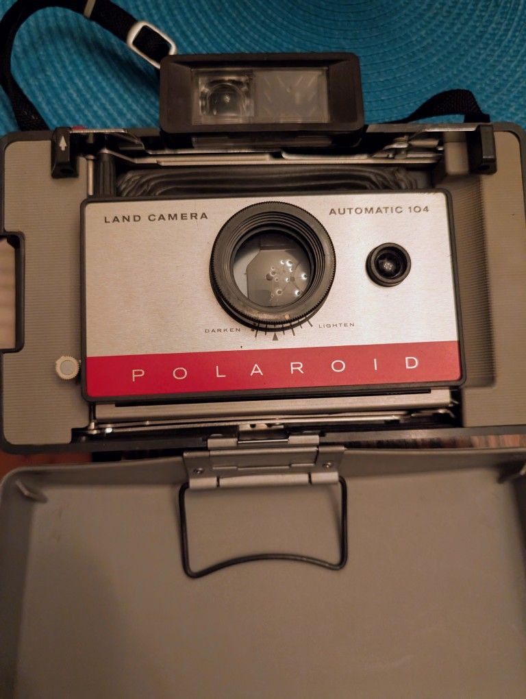 Polaroid Camera - Vintage Model 104- Extended Lens