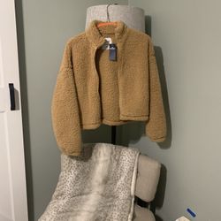 Hollister Sherpa Jacket Size M