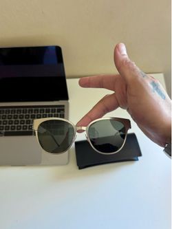 METAL FRAME YSL SUNGLASSES