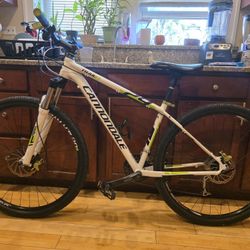BICICLETA DE MONTAÑA RODADA 29 (27 VELICIDADES )