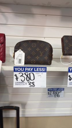Lv make up bag