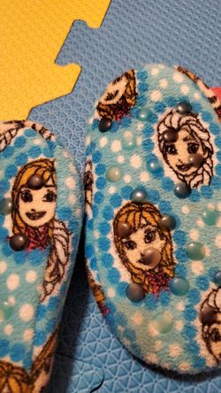 Frozen comfy slippers toddler girls