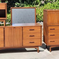 original 1965 set of Mid Century Modern walnut BEDROOM furniture And Others 
