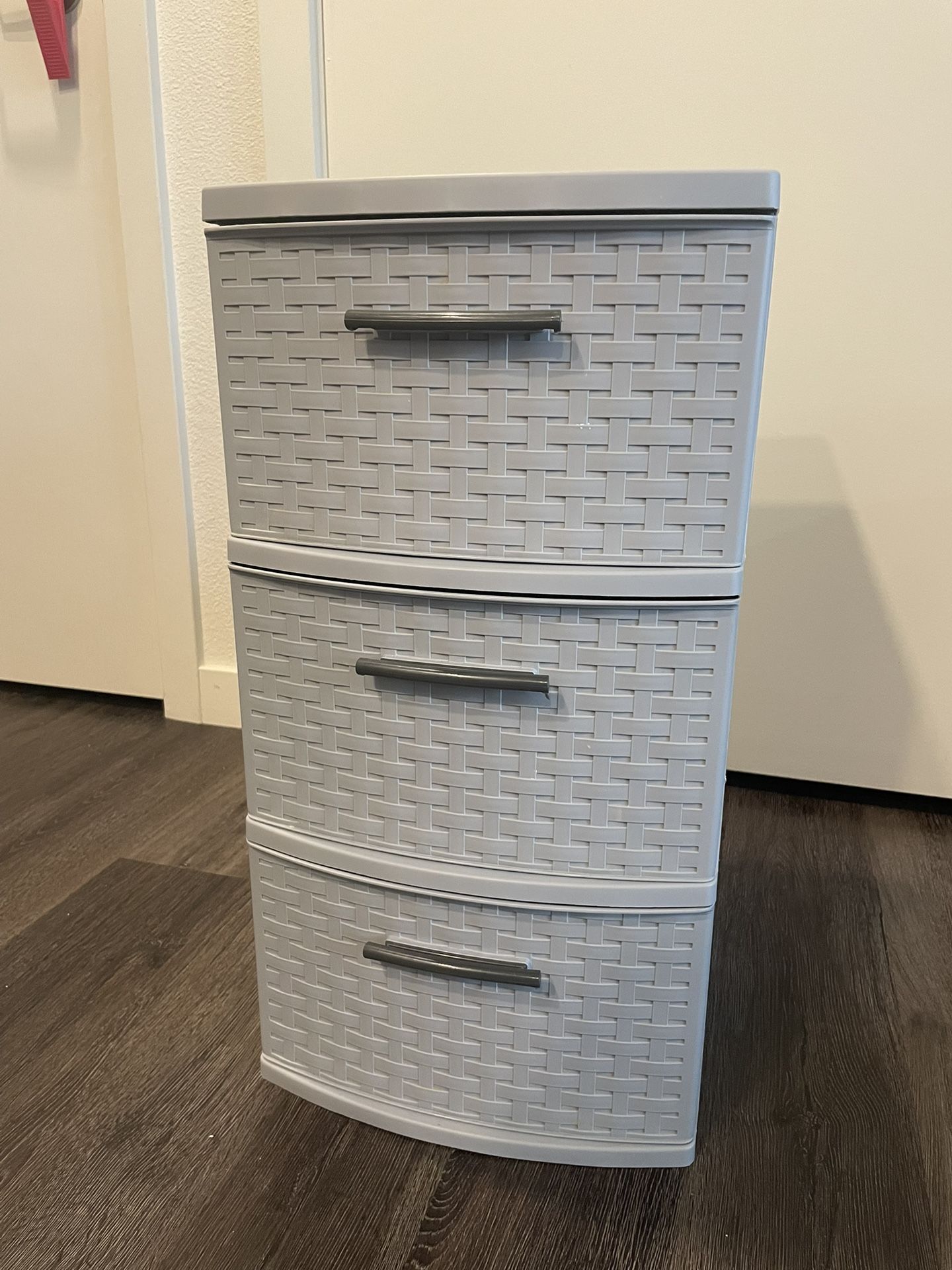 Steriliti 3 Drawer Storage Tower