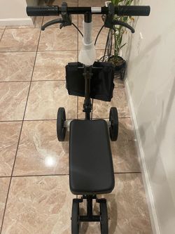 knee scooter