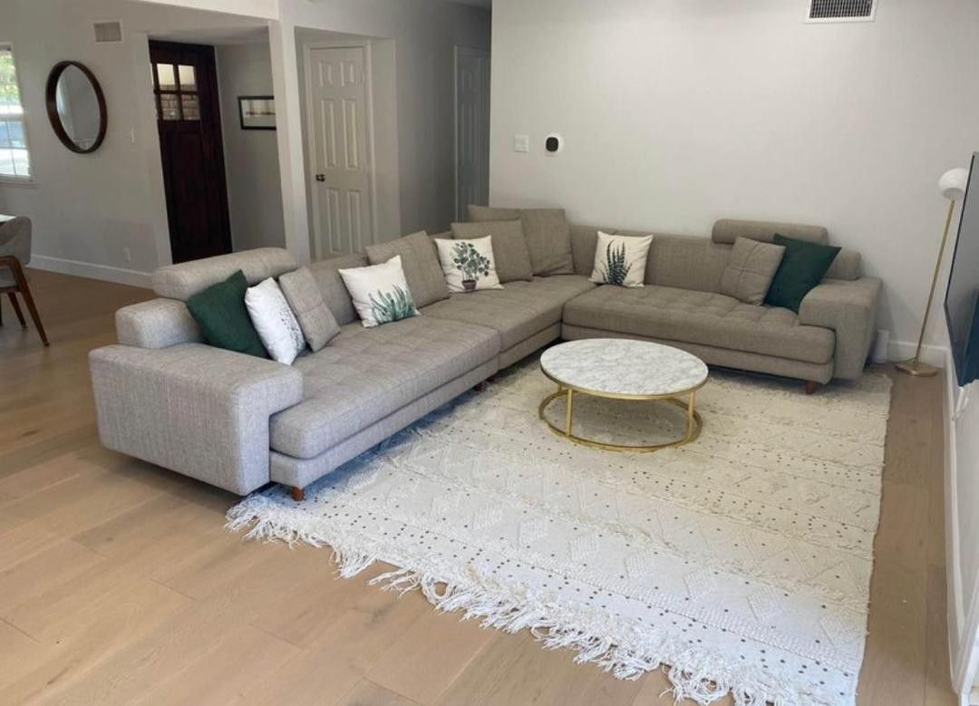 Sectional Couch