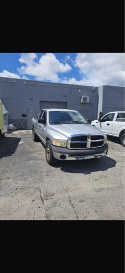 Dodge Ram 1500 Pickup Truck