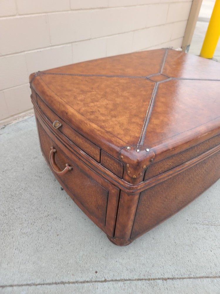 Leather Coffee Table With Storage