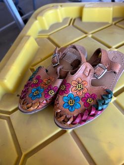 Kids Leather Huarache Sandals with Embroidered Flowers