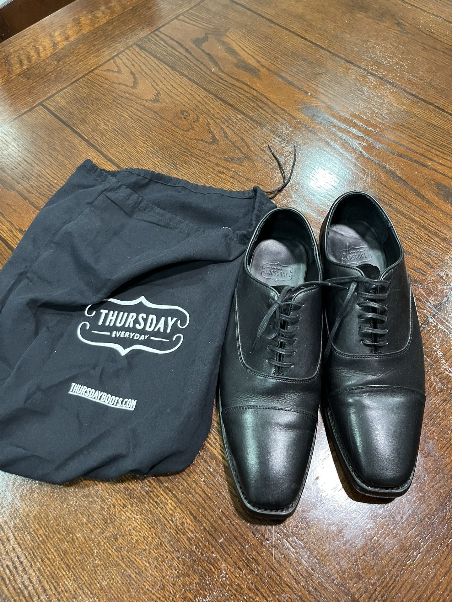 Men’s Dress Shoes  Thursday .Co Size 10.5 Wear 2-3 Time In Good Condition Paid $168 Plus Tax Asking $60